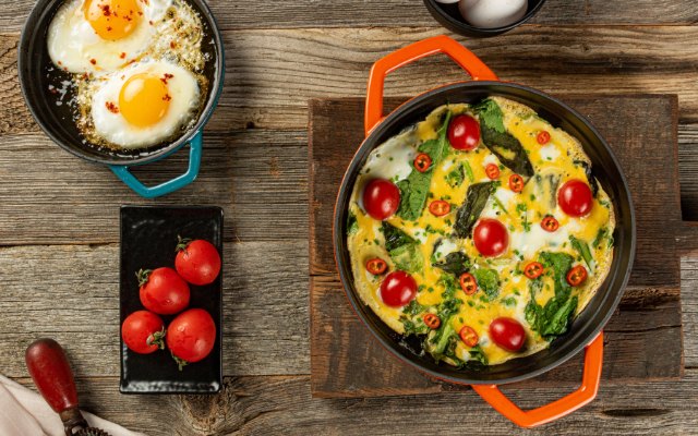 emayliran-chugunen-tigan-hosse-plosak-2